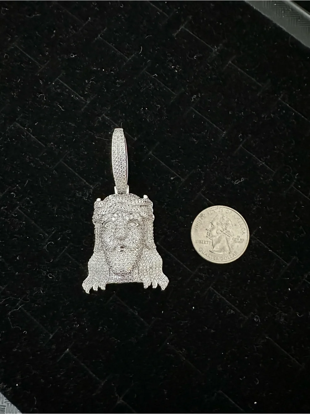 New Silver plated Crowned Jesus Head Pendant charm